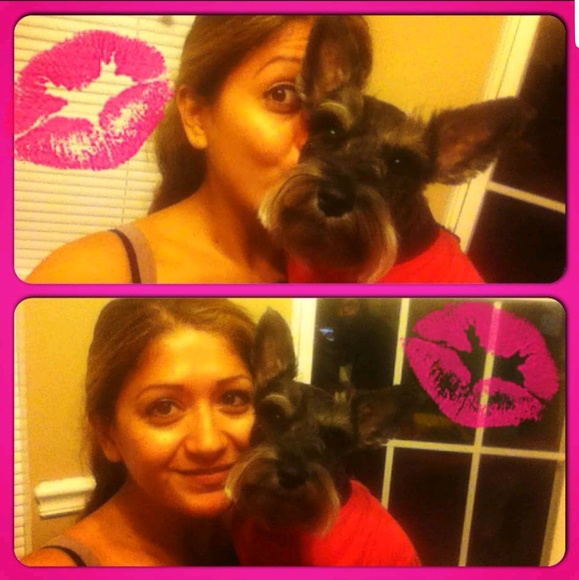 Meet your Posher, Claudia - Picture 1 of 1